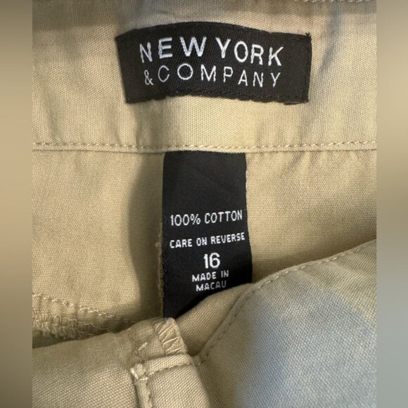 New York & Company Khaki Shorts with Drawstring, in Women’s Size 16 - Picture 3 of 11
